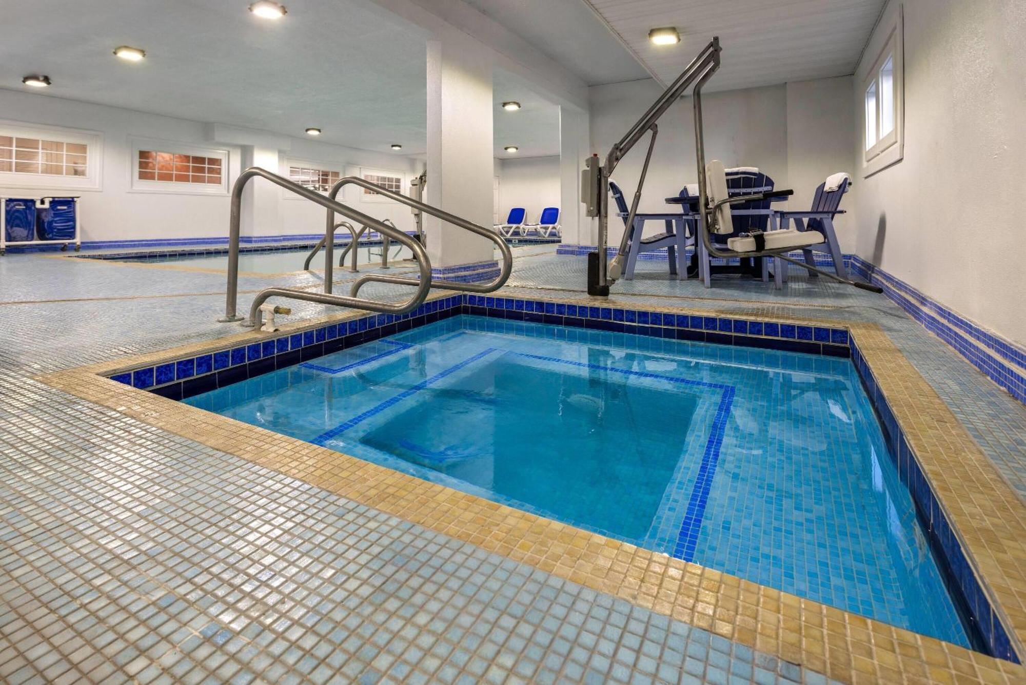 Howard Johnson Plaza By Wyndham Ocean City Oceanfront Esterno foto