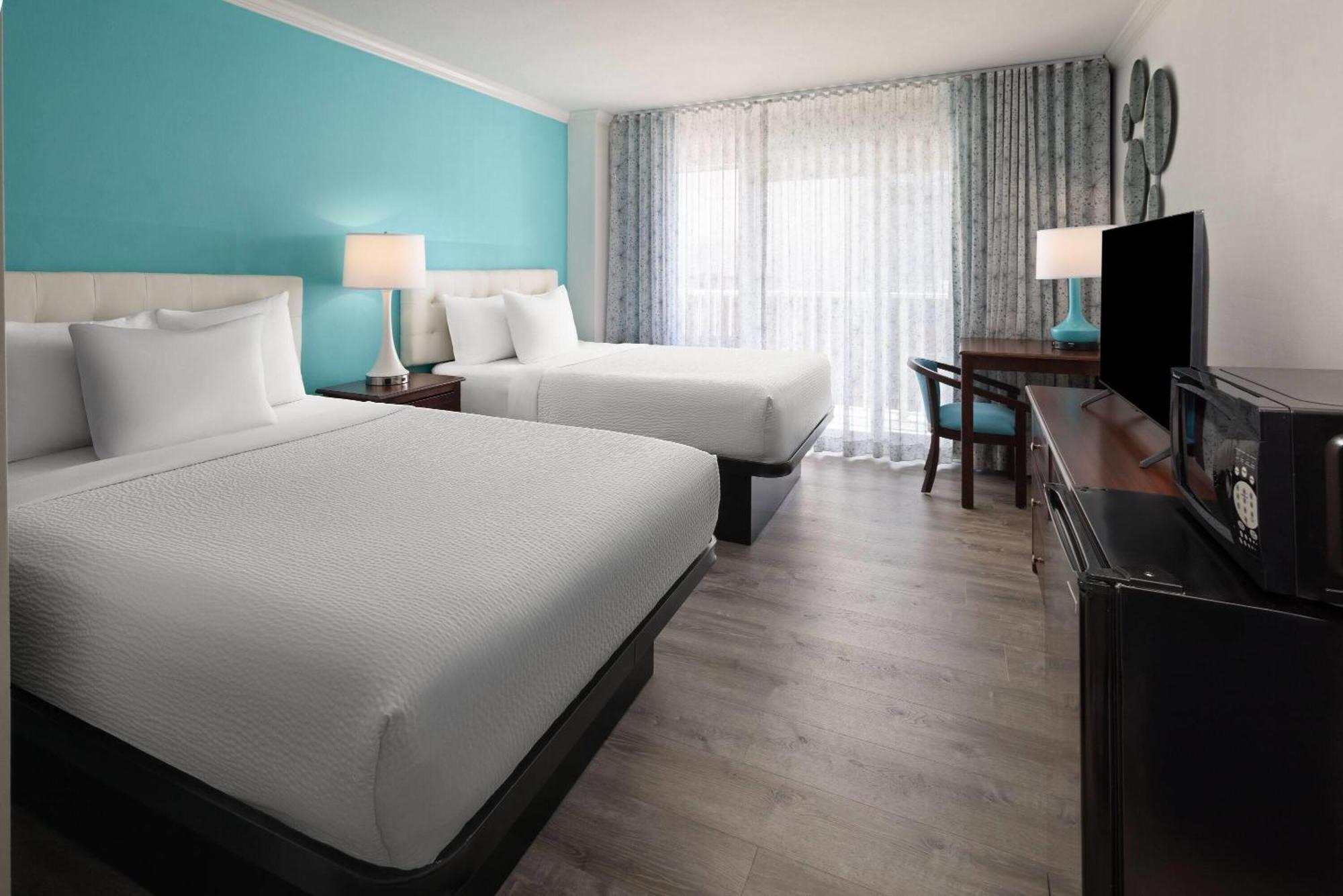 Howard Johnson Plaza By Wyndham Ocean City Oceanfront Esterno foto